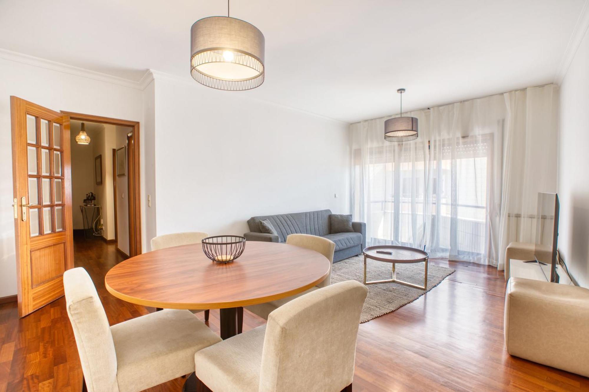 Apartamento T1- Gaia Zona.Comercial Вила-Нова-ди-Гая Экстерьер фото